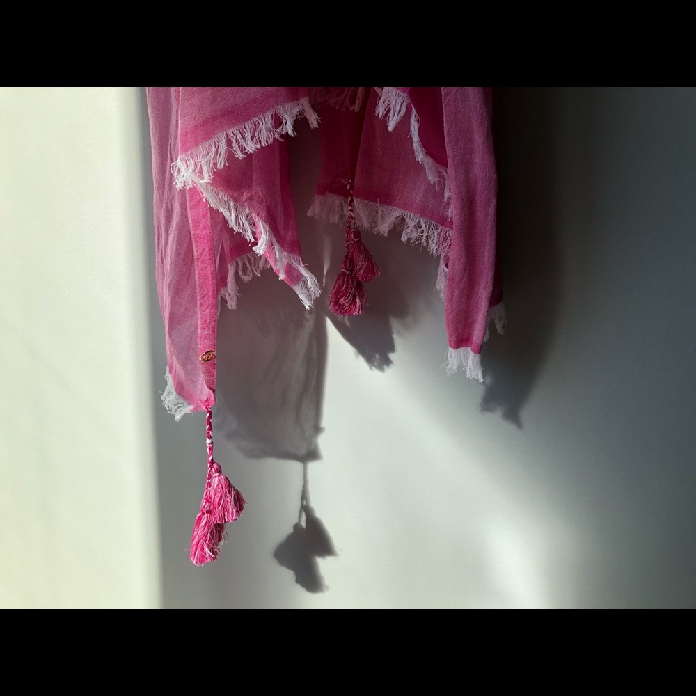 Lululemon Scarf - pink
